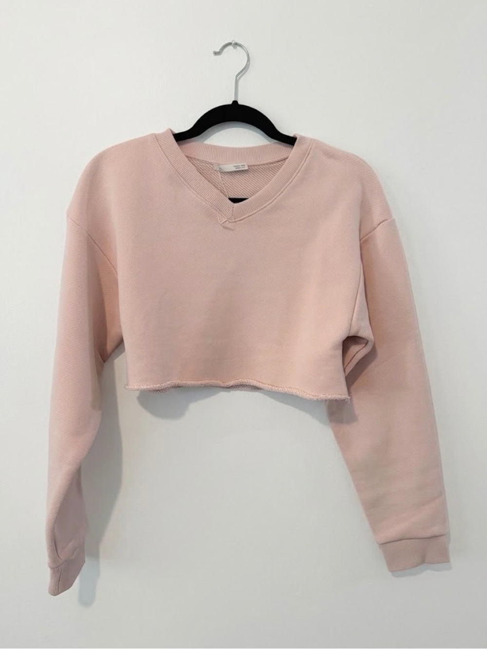 NWOT Zara Women's Cropped V-Neck Sweatshirt in Soft Pastel Pink Small